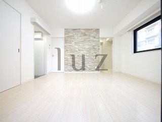 バロック神IIの居間・リビング