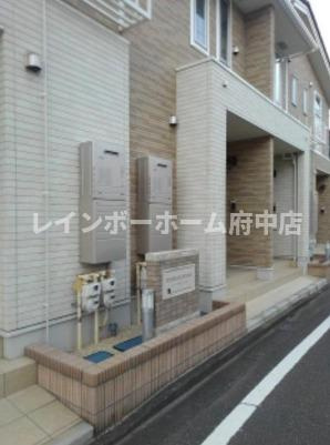 リバーサイドハウスのエントランス