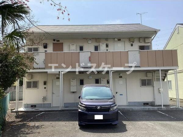 サントノーレA棟の駐車場|高崎、前橋のお部屋探しはエンドスケープまで！お客様の理想お聞かせ下さい♪