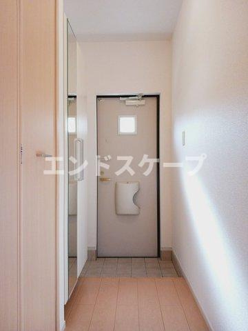 カーサ・フェリーチェの玄関|高崎、前橋のお部屋探しはエンドスケープまで！お客様の理想お聞かせ下さい♪