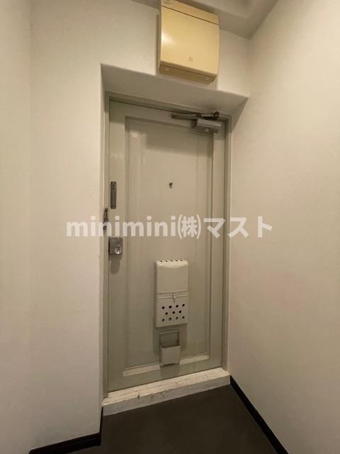 シティーライフ帝塚山の玄関