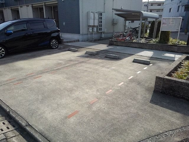 煌（きらめき）の駐車場