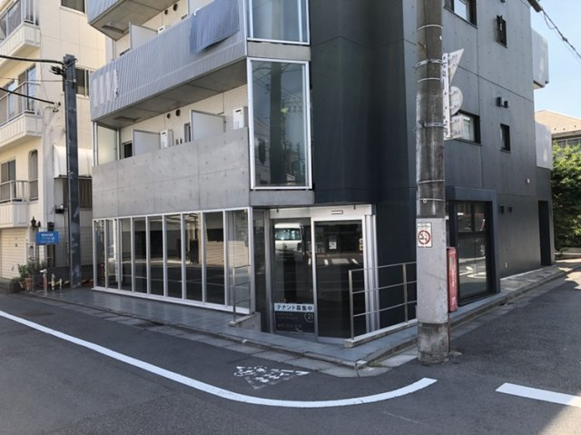 【外観】 | 奥沢駅 6分 PLATINUM COURT自由が丘 1階 26.13坪 現況:菓子製造