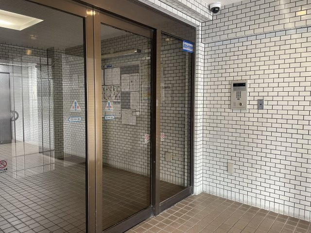 ローラン姪浜のその他共用部分|オートロックがあり防犯面も安心です☆