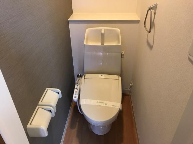 平田ハイツのトイレ|シャワー付トイレ