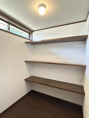殿城　中古住宅の収納