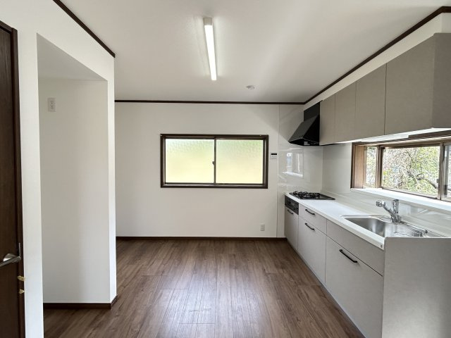 殿城　中古住宅のキッチン