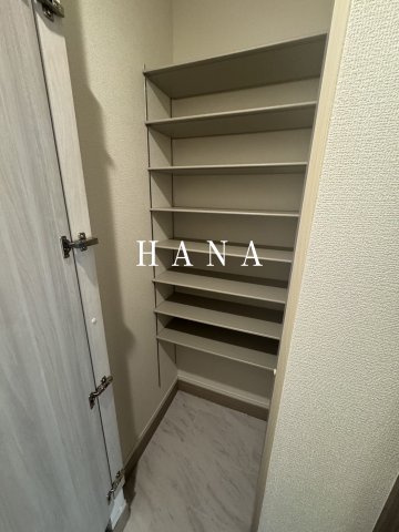グラナーデ西瑞江の収納