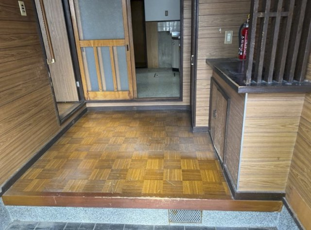 下・上糀屋町の玄関