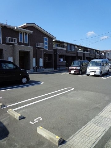 グレイス　Ｍ－Ⅱの駐車場