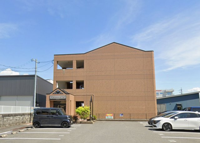 香芝市北今市４丁目の一棟マンションの外観