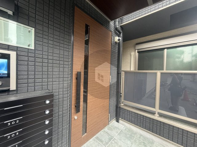D porta Damreyのエントランス