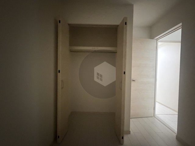 D porta Damreyの収納