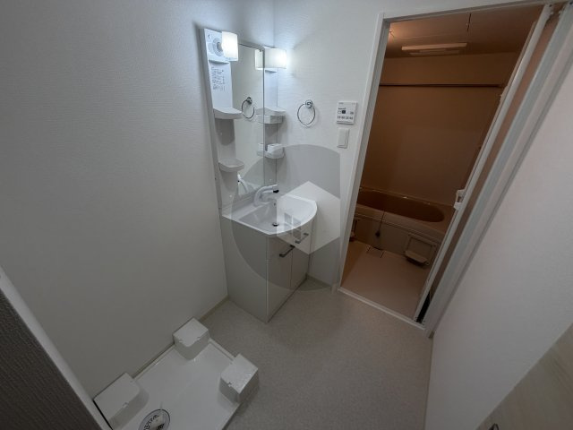 D porta Damreyの洗面所