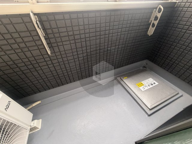 D porta Damreyのバルコニー