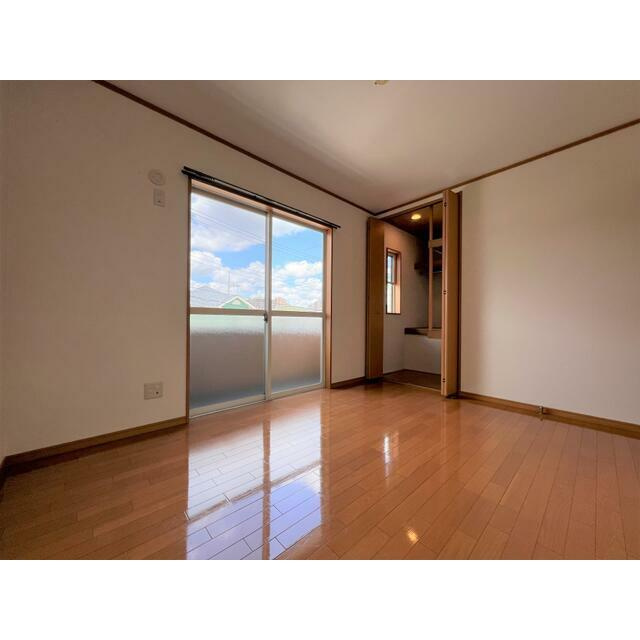 【寝室】