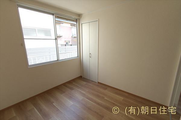 呉市広吉松１丁目のアパートの子供部屋