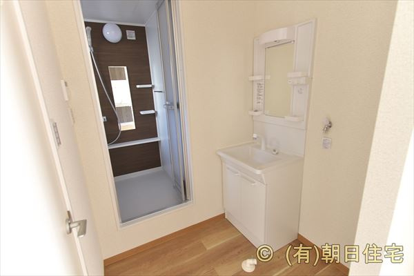 呉市広吉松１丁目のアパートの洗面所