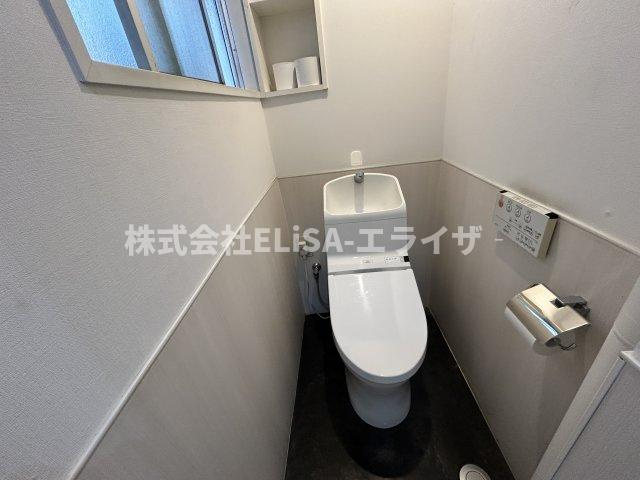 ＡＵＢＥ新川ビル　201のトイレ