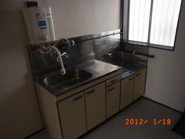 豊橋マンションのキッチン|使いやすいキッチンです
