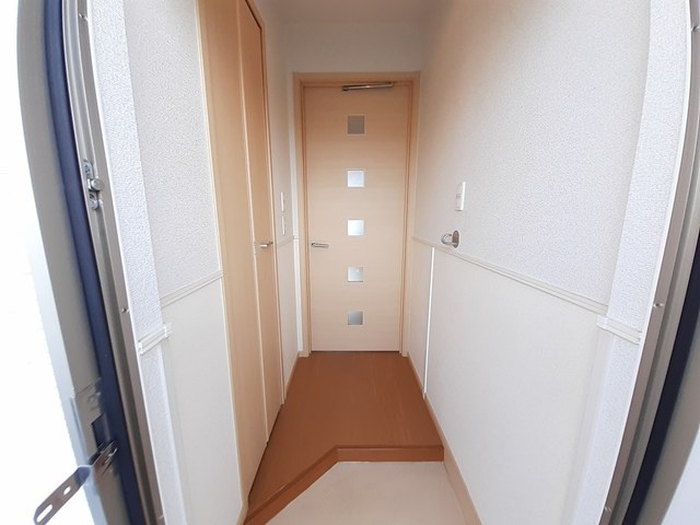 【玄関】メゾンドゥソレイユ 