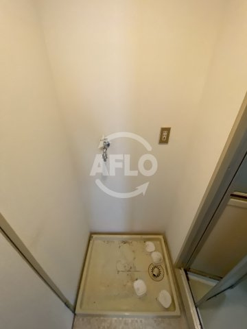 英和ビルの設備|英和ビル　室内洗濯パン