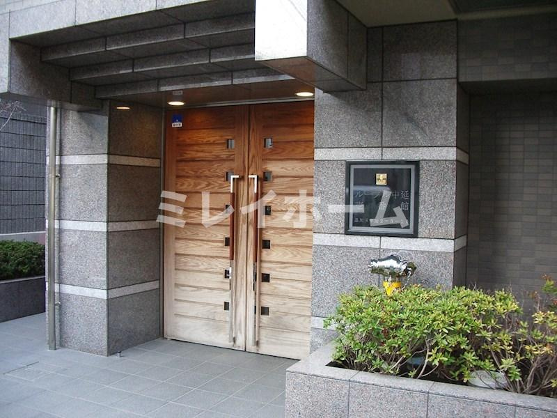 ルーブル中延壱番館のエントランス