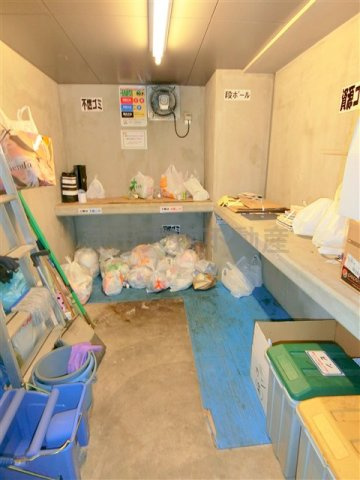 ブライズ大森ドゥエのその他共用部分|曜日時間関係なくゴミ出し可能な敷地内ごみ捨て場
