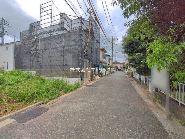 練馬区西大泉6丁目　土地32坪超　耐震×長期優良住宅　限定1棟の前面道路含む現地写真