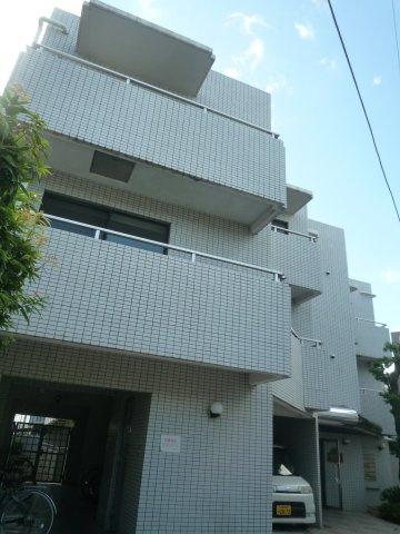 メゾン板橋本町の外観