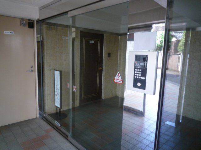 メゾン板橋本町のロビー