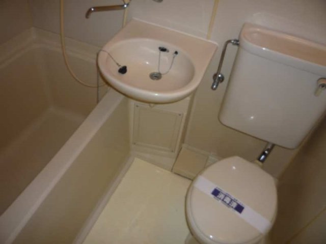 ライオンズマンション西新小岩の浴室