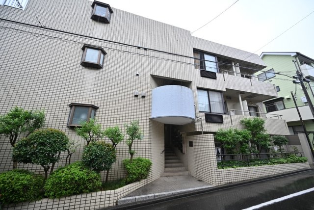 ラミアール都立大