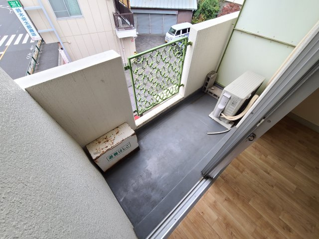 グリーンヴィレッジのバルコニー