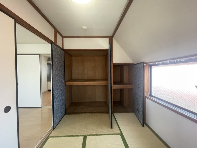 ヴィラ・パルナシウスの収納