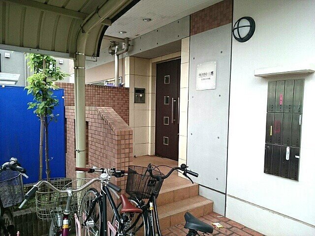 Ｍｉｓｍｏ三鷹のエントランス