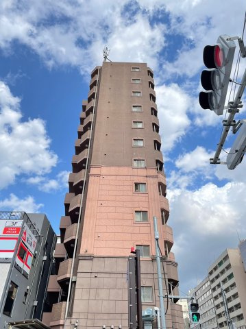 シャルムコート新宿ステーションパレスの外観