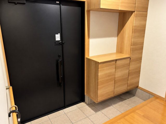 敦賀市公文名中古住宅の玄関