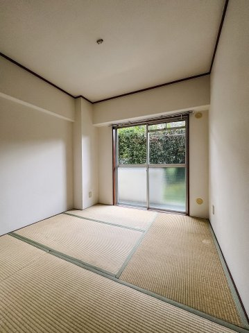 パークサイド南大井の和室