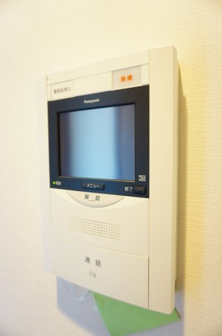 ラグゼナ平和台のセキュリティ|
※写真は建物の標準的な設備になります。
現況と異なる場合、現況を優先いたします。