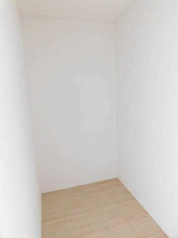 名古屋市天白区高宮町の新築一戸建の収納|◇ウォークインクローゼット◇　　洋服や大きな荷物などが収納でいる大型ウォークインクローゼット！