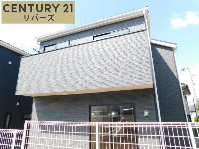 名古屋市天白区高宮町の新築一戸建の外観|☆最終１棟☆　　新価格！！いつでも見学できます♪（お問合せ当日、平日、水曜、夜間でもＯＫ）　敷地４３．０９坪！　駐車２台可！　ＬＤＫ１７帖超！　全居室収納完備！
