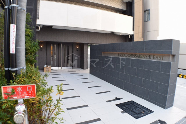 エスリード心斎橋ＥＡＳＴのエントランス