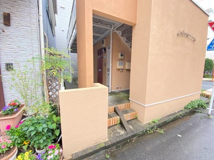 フォークストンコートのエントランス