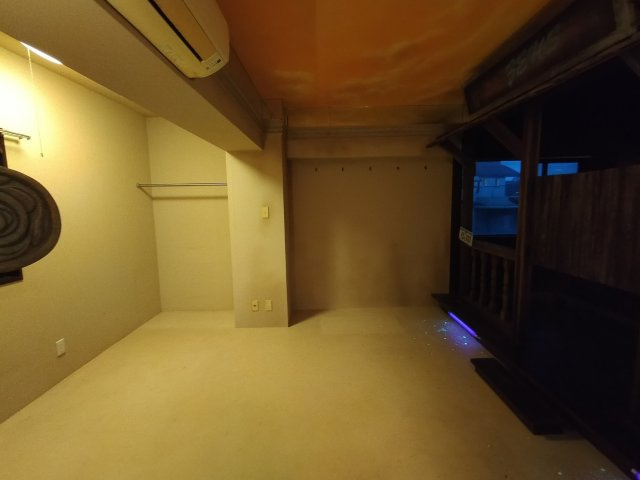 吹田市春日１丁目の店舗事務所