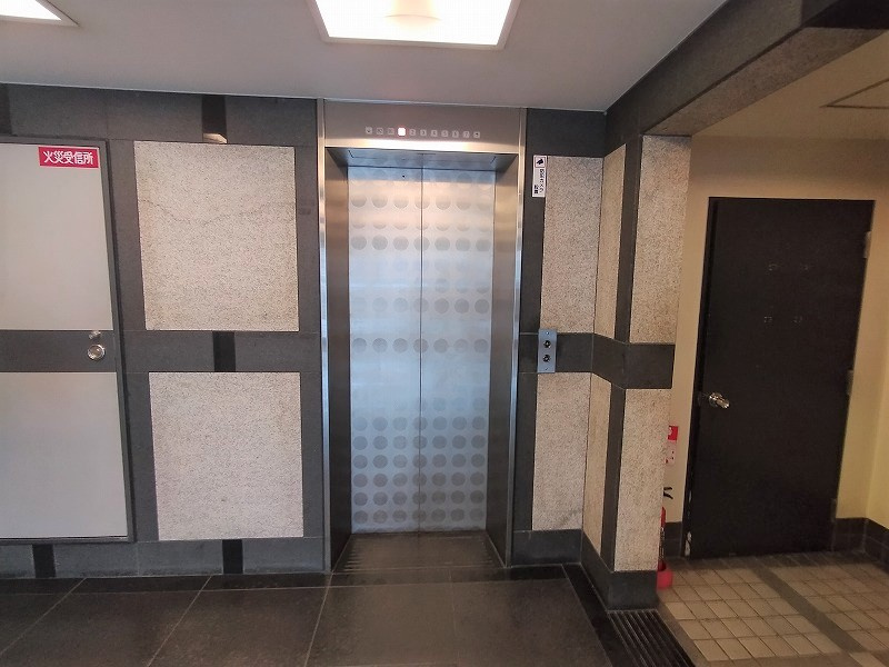 吹田市春日１丁目の店舗事務所