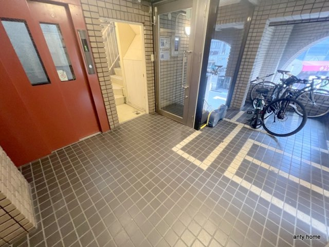 エスタイル北堀江　仲介手数料無料のロビー