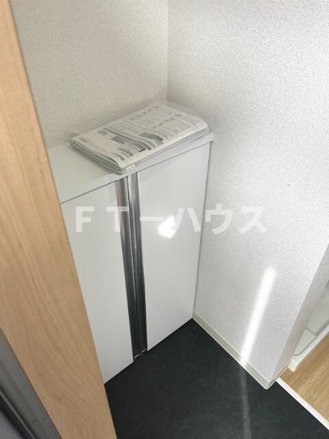 ウラノス勝田台の玄関