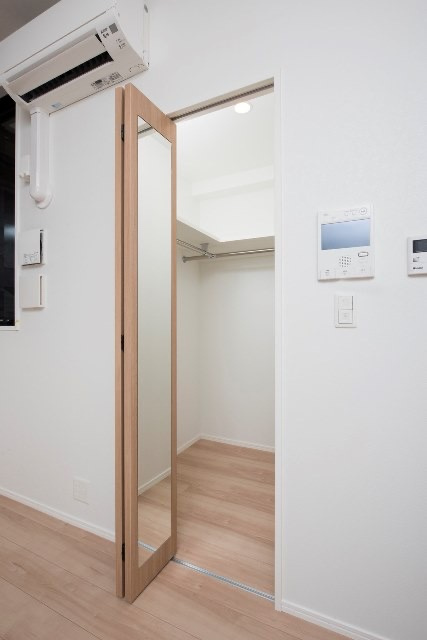 新品家具付きマンション築港本町8A(KaGood福岡)の収納