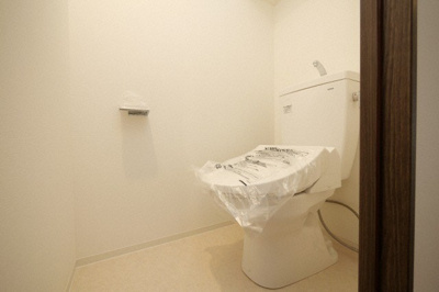 【トイレ】 | 大阪難波Noah | 落ち着いた色調のトイレです